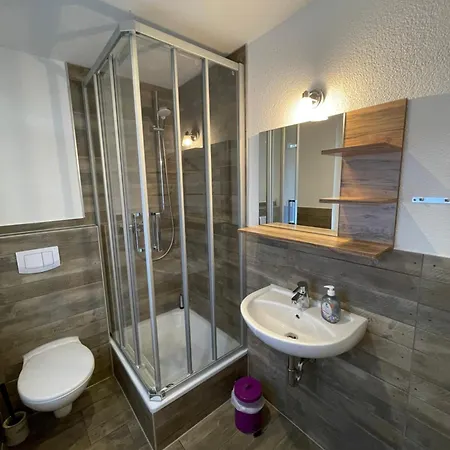 Ferienglück - 100 M Zum - Garten&privatterrasse - Hund Willkommen Ferienhaus Karlshagen