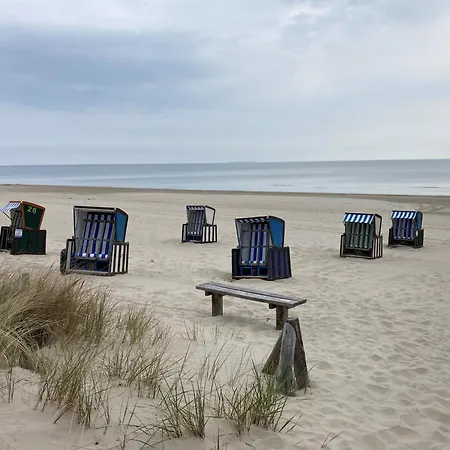 Ferienhaus Ferienglück - 100 M Zum - Garten&privatterrasse - Hund Willkommen Karlshagen