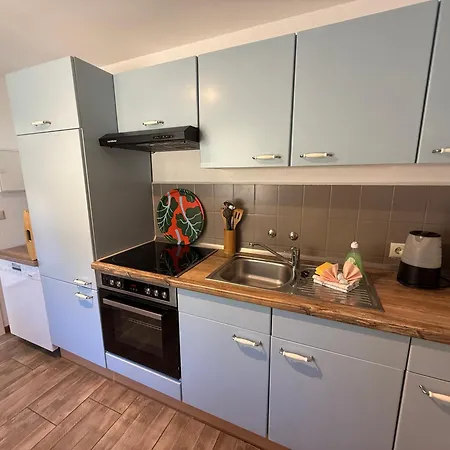 Ferienglück - 100 M Zum - Garten&privatterrasse - Hund Willkommen Karlshagen