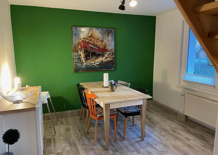 Ferienglueck - 100 M Zum - Garten & Privatterrasse - Hund Willkommen * Karlshagen